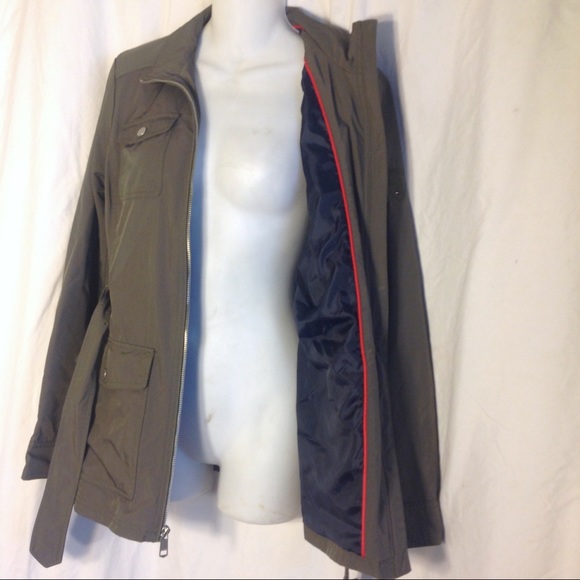 Tommy Hilfiger Jackets & Blazers - Olive green Tommy Hilfiger Jacket size M